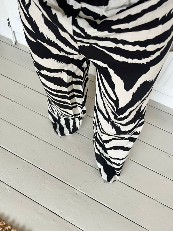 Zebra trousers