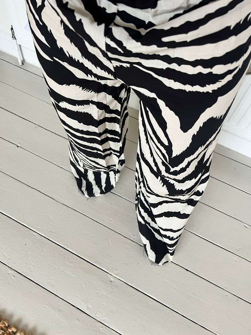 Zebra trousers