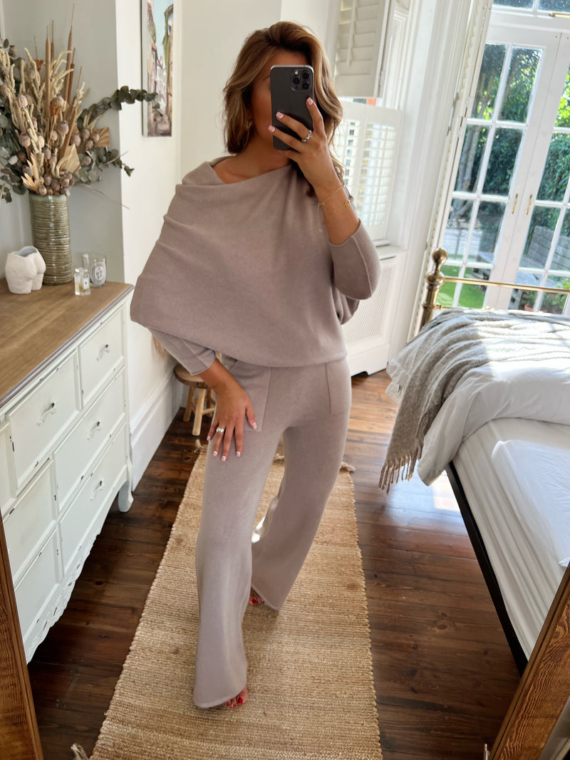 SALE AIYLA Co-Ord (Two Colours)